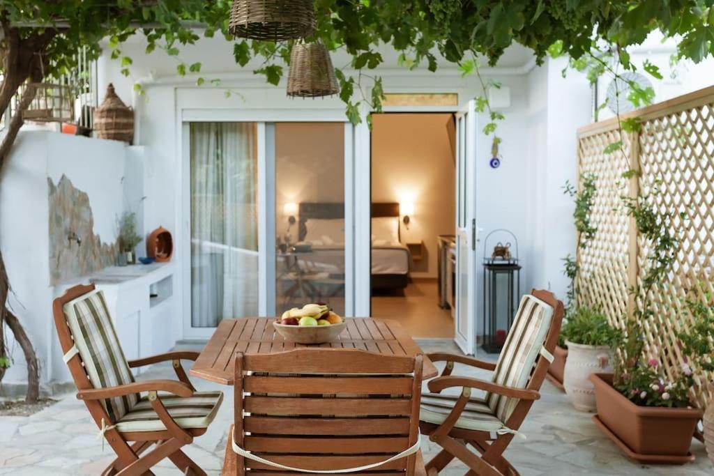 Serenity Studio For Couples Asgourou Екстериор снимка