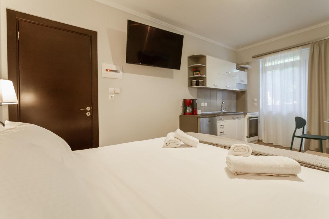 Serenity Studio For Couples Asgourou Екстериор снимка